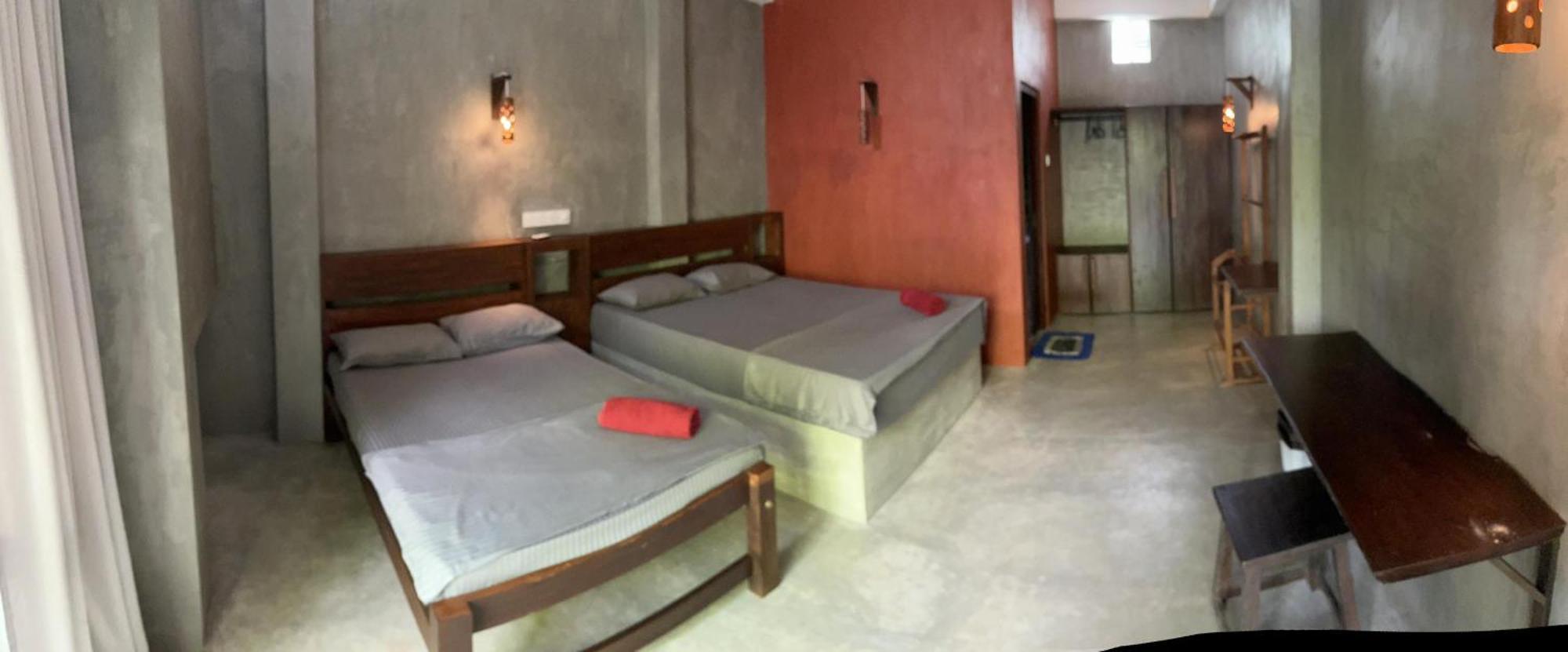 Coconut Surf Inn Weligama Exterior photo