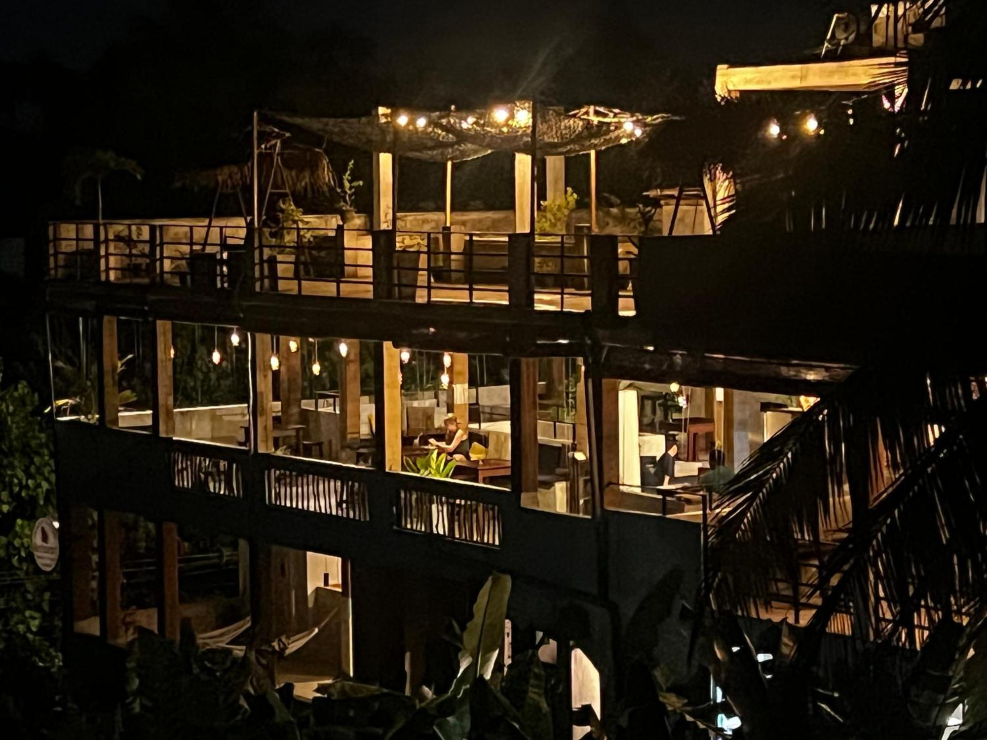 Coconut Surf Inn Weligama Exterior photo